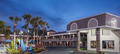 Hotel South Tampa & Suites