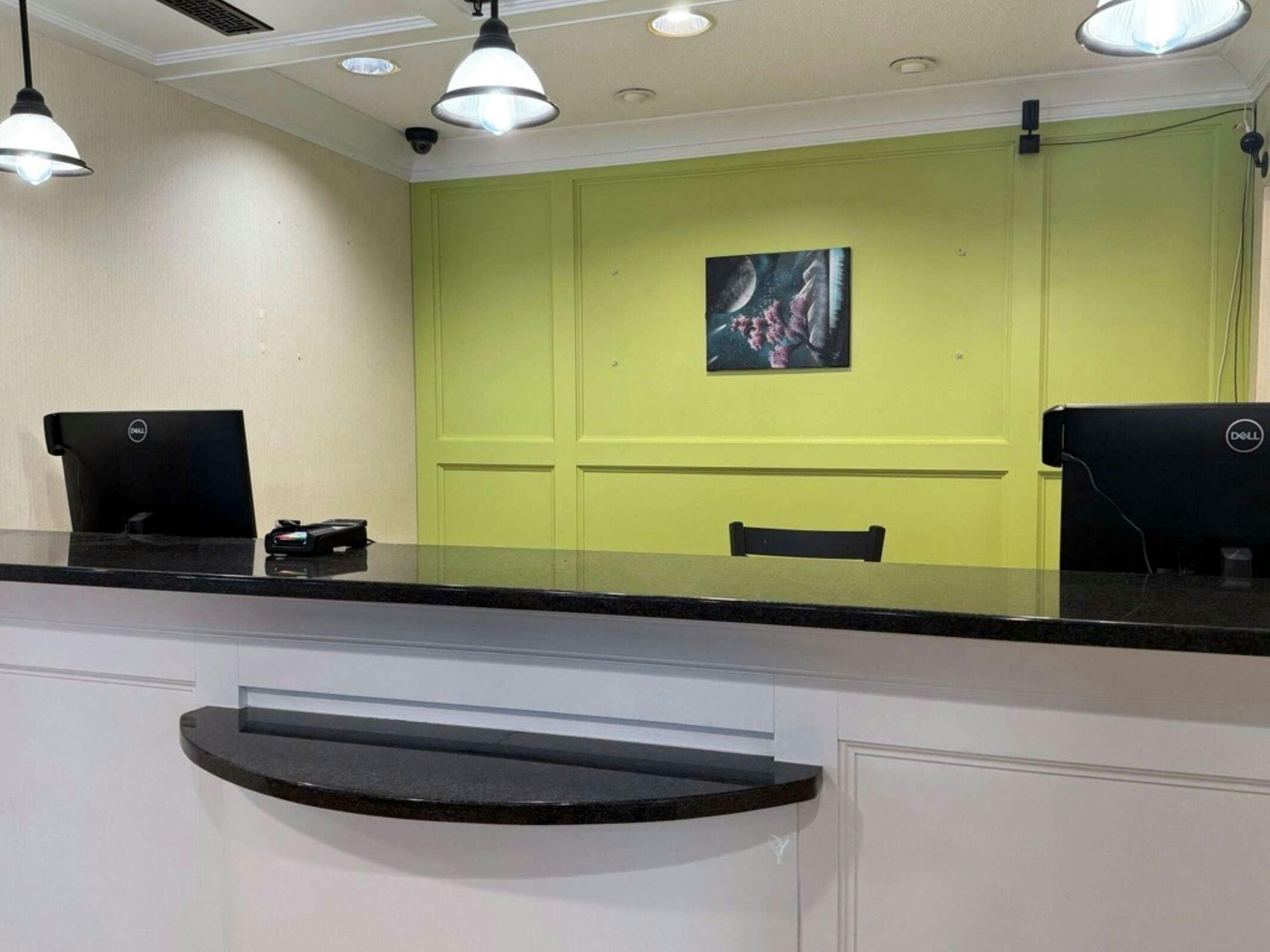 Hotel Sure Stay By Best Western Grove City photo 2