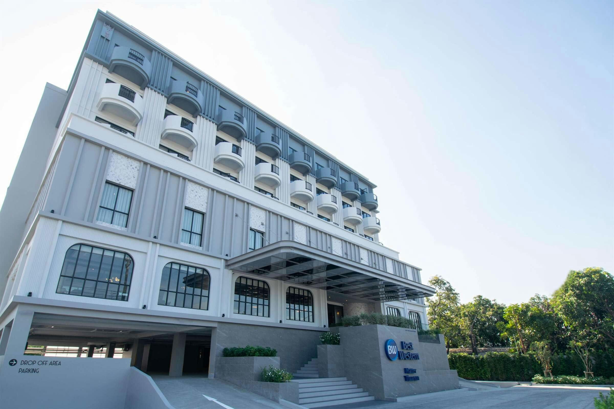 Best Western Matter Tiwanon Hotel