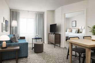 Hotel Sonesta ES Suites Toronto photo 1