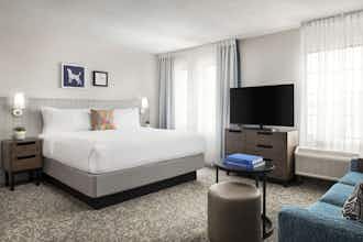 Hotel Sonesta ES Suites Toronto photo 4