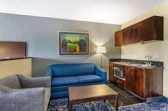 Hotel Best Western Plus Waynesboro Inn & Suites Conference Center photo 3