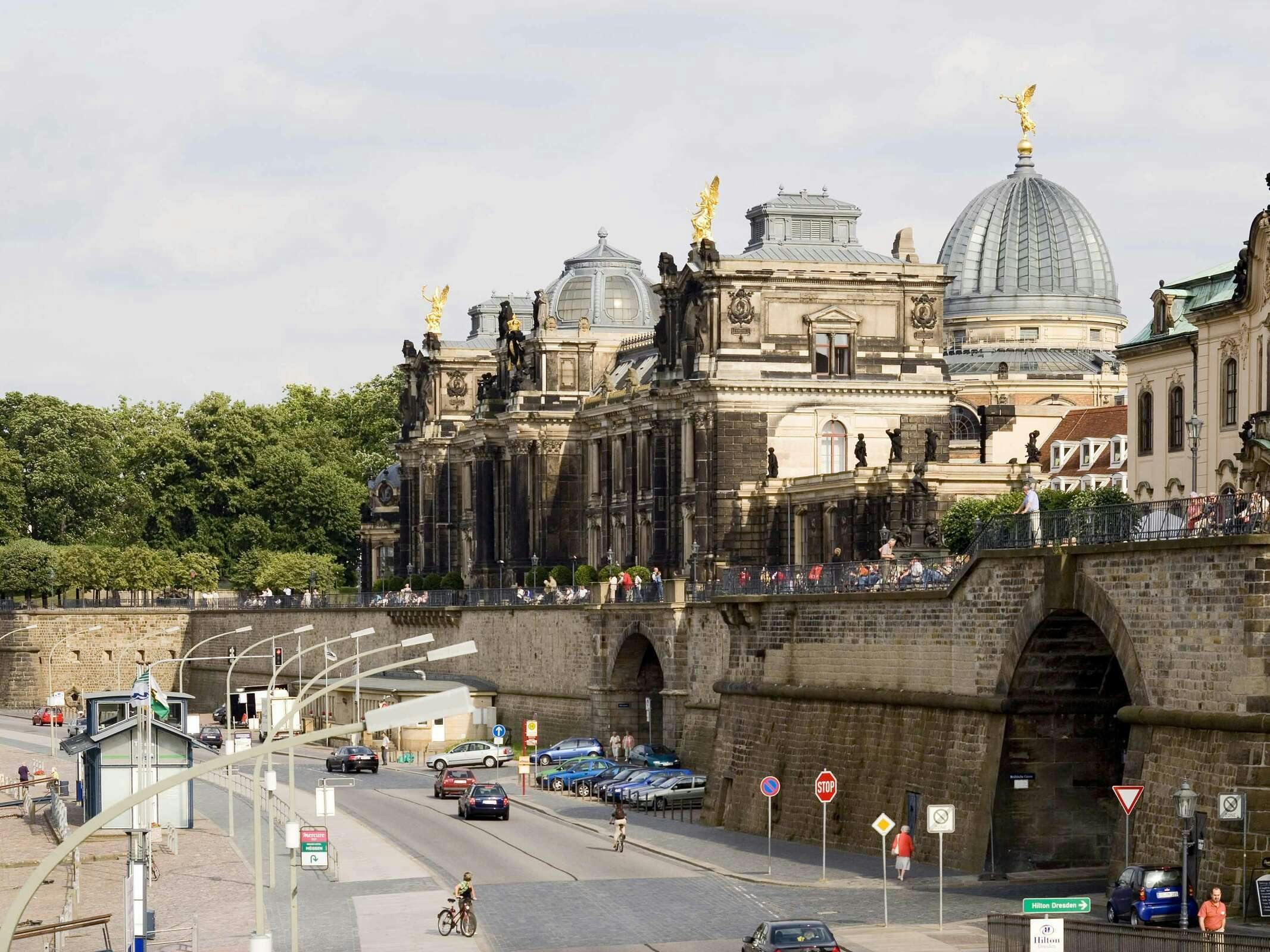 Hotel Ibis Styles Dresden Neustadt photo 1