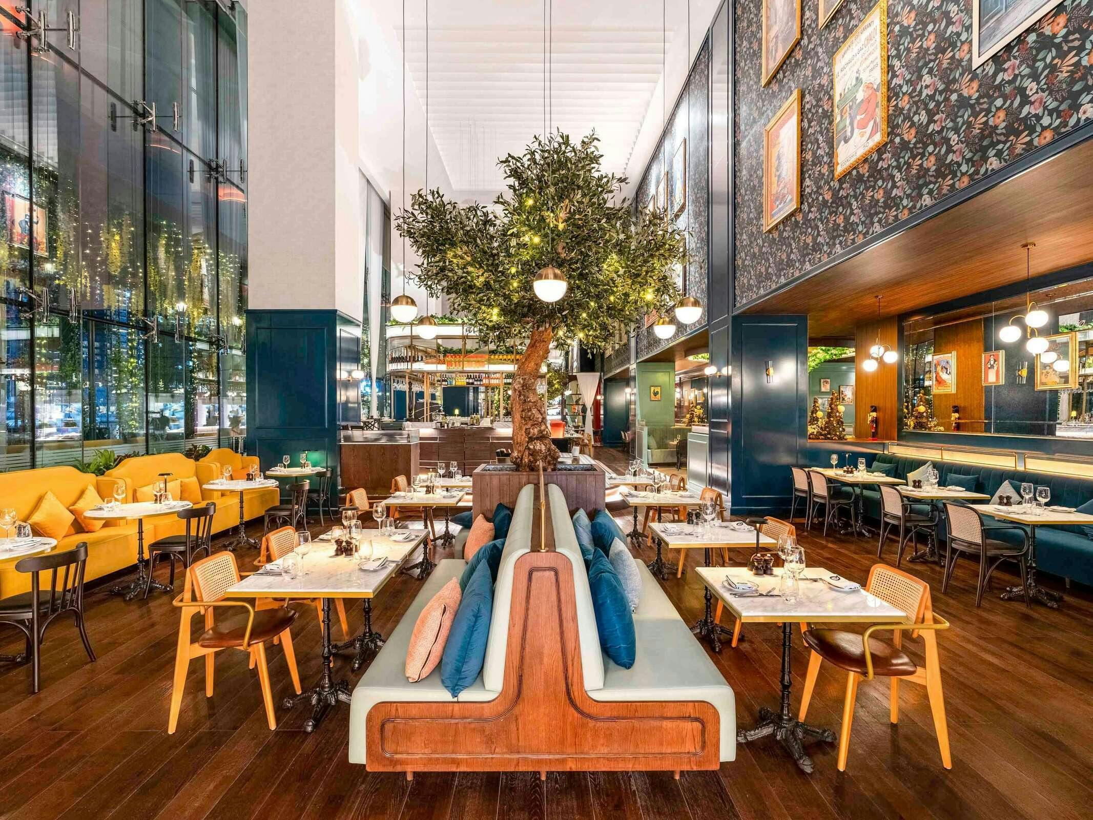 Hotel Pullman Dubai Downtown photo 2