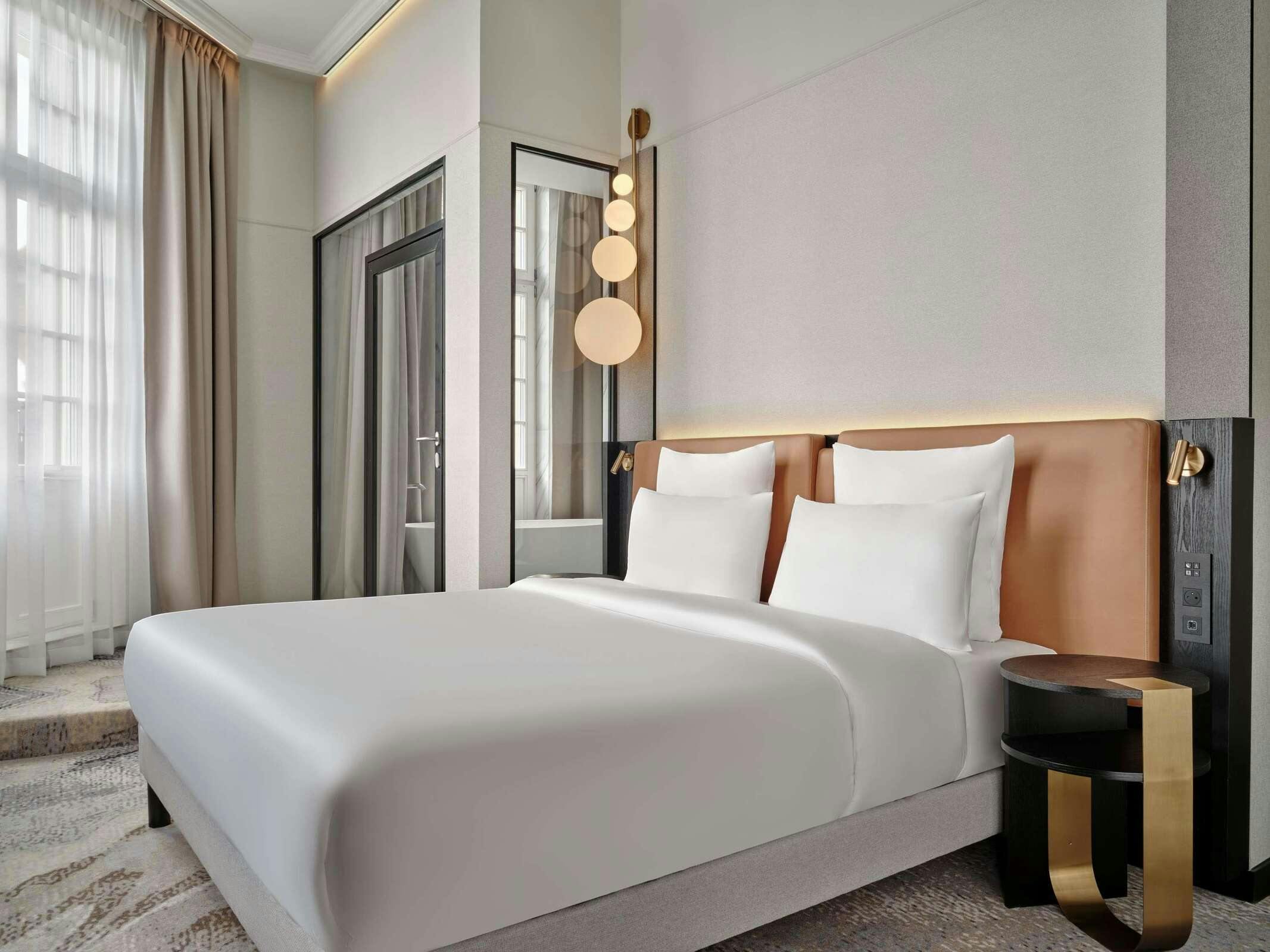 Hotel Mövenpick Grand Hotel Wroclaw photo 3