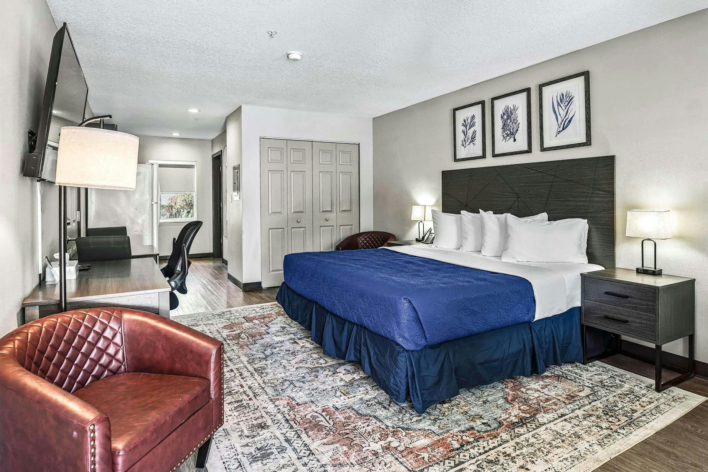 Hotel Baymont Ocala photo 4