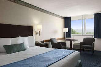 Hotel Days Inn by Wyndham Waynesboro photo 3