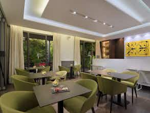 Hotel H10 Urquinaona Plaza photo 2