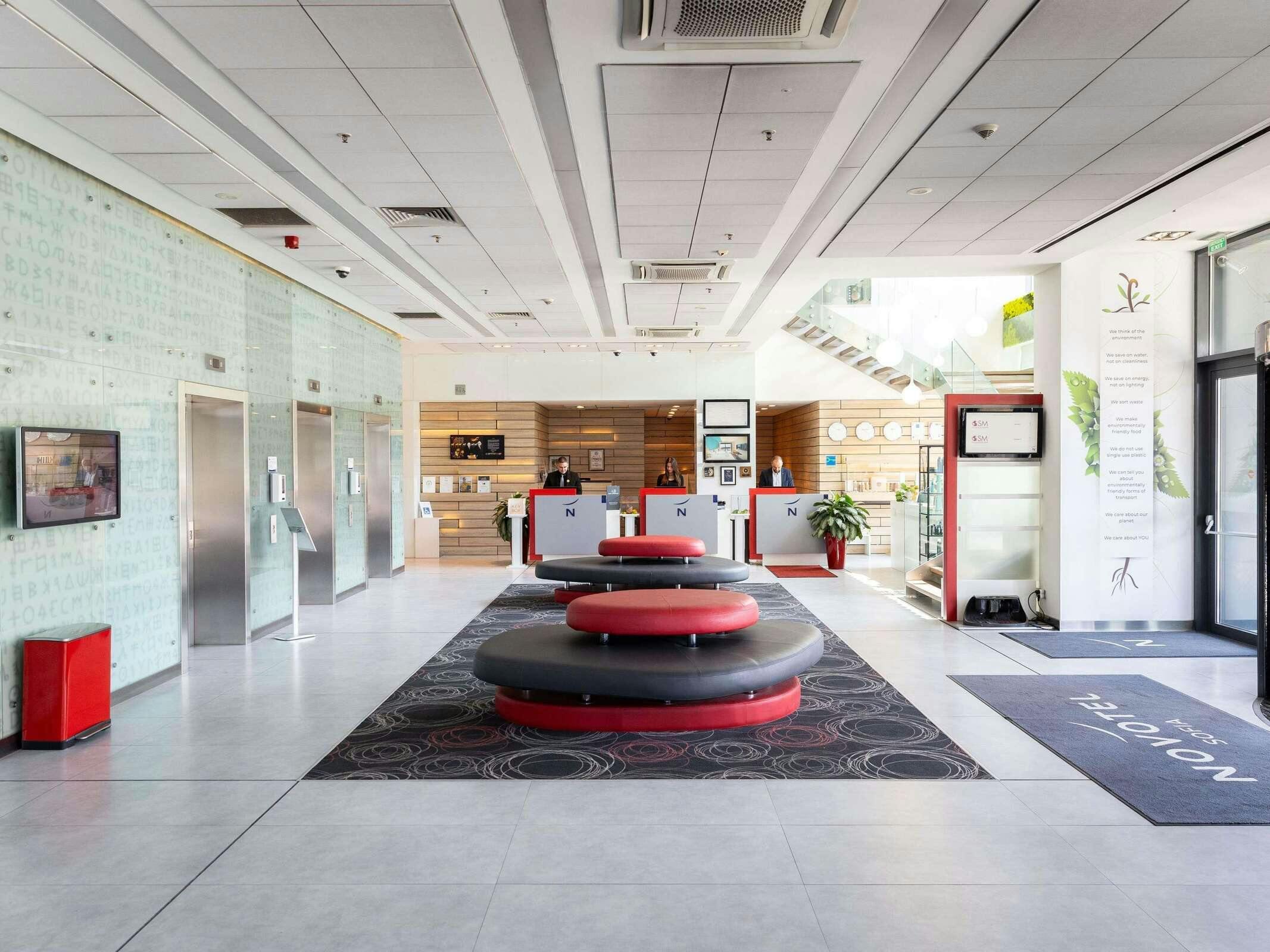 Hotel Novotel Sofia photo 2