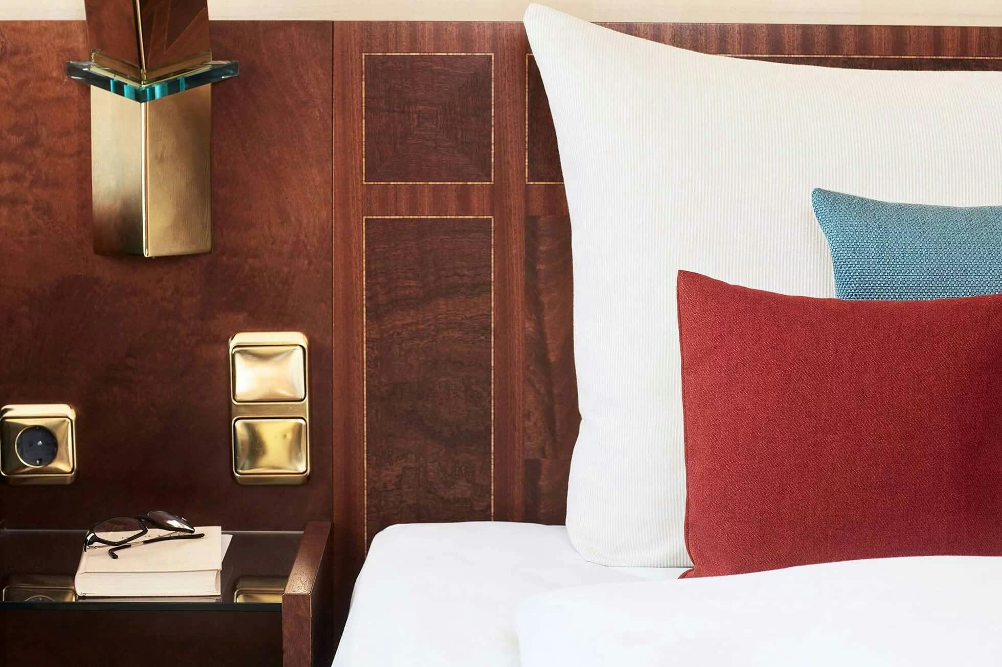 Hotel Living Hotel Kanzler photo 2