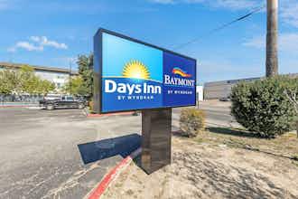 Hotel Days Inn San Antonio Downtown photo 3