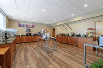 Hotel Best Western Plus Windjammer Inn & Conference Center photo 1
