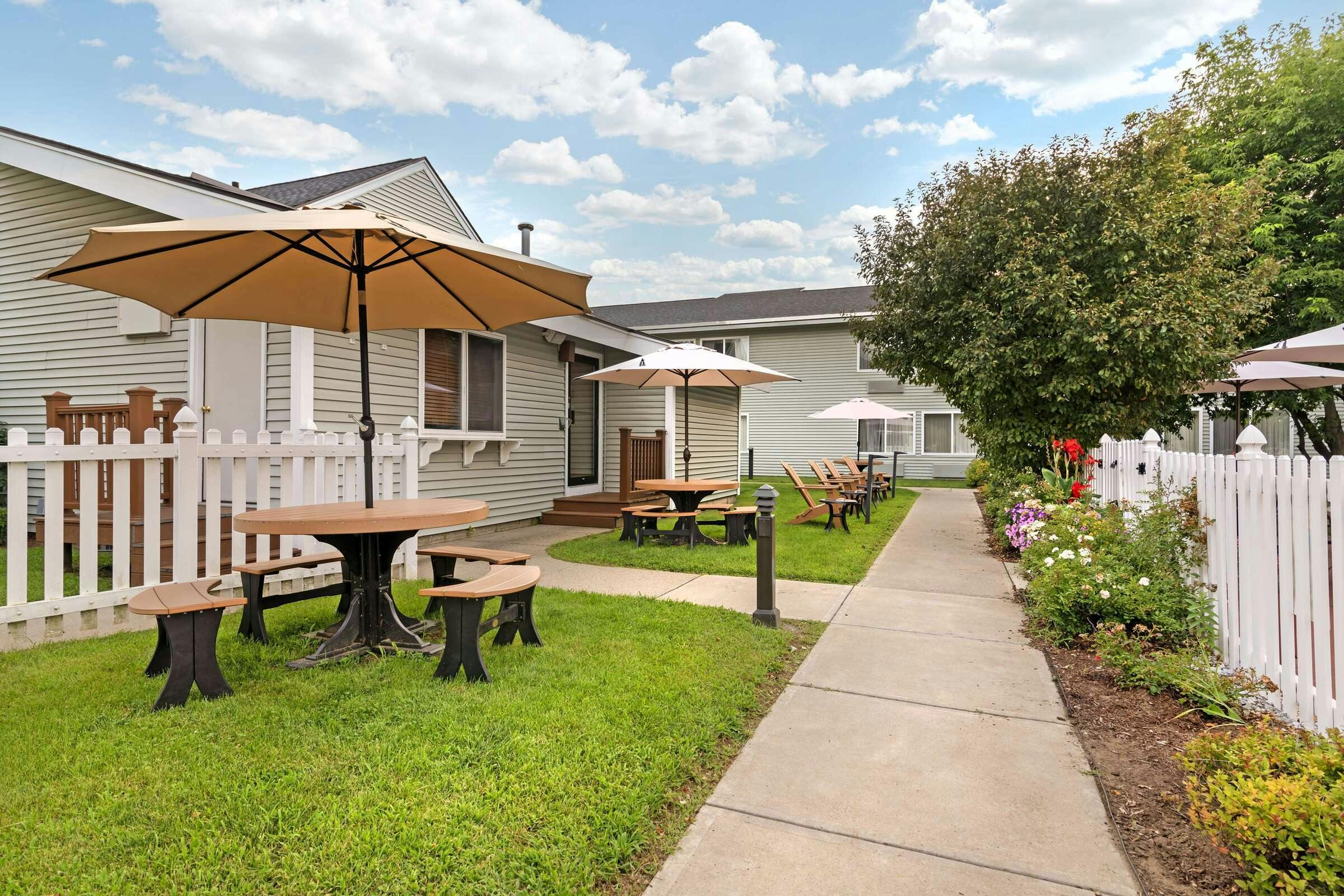 Hotel Best Western Plus Windjammer Inn & Conference Center photo 3