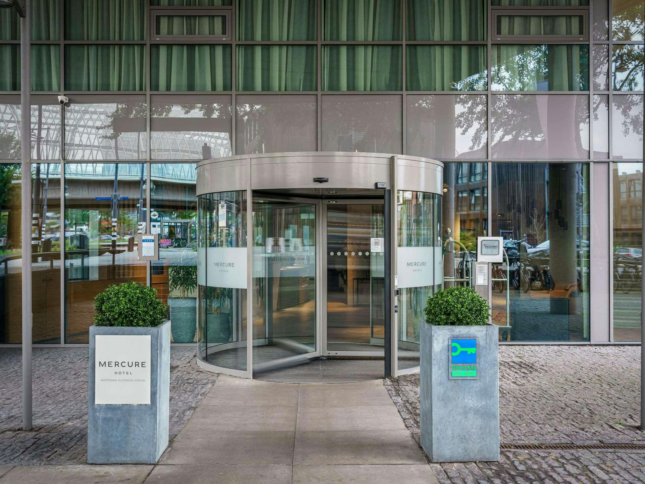 Hotel Mercure Hotel Amsterdam Sloterdijk Station photo 2