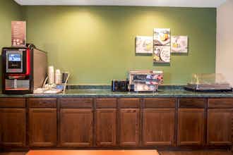 Hotel Sure Stay Plus Hotel By Best Western Bettendorf photo 4