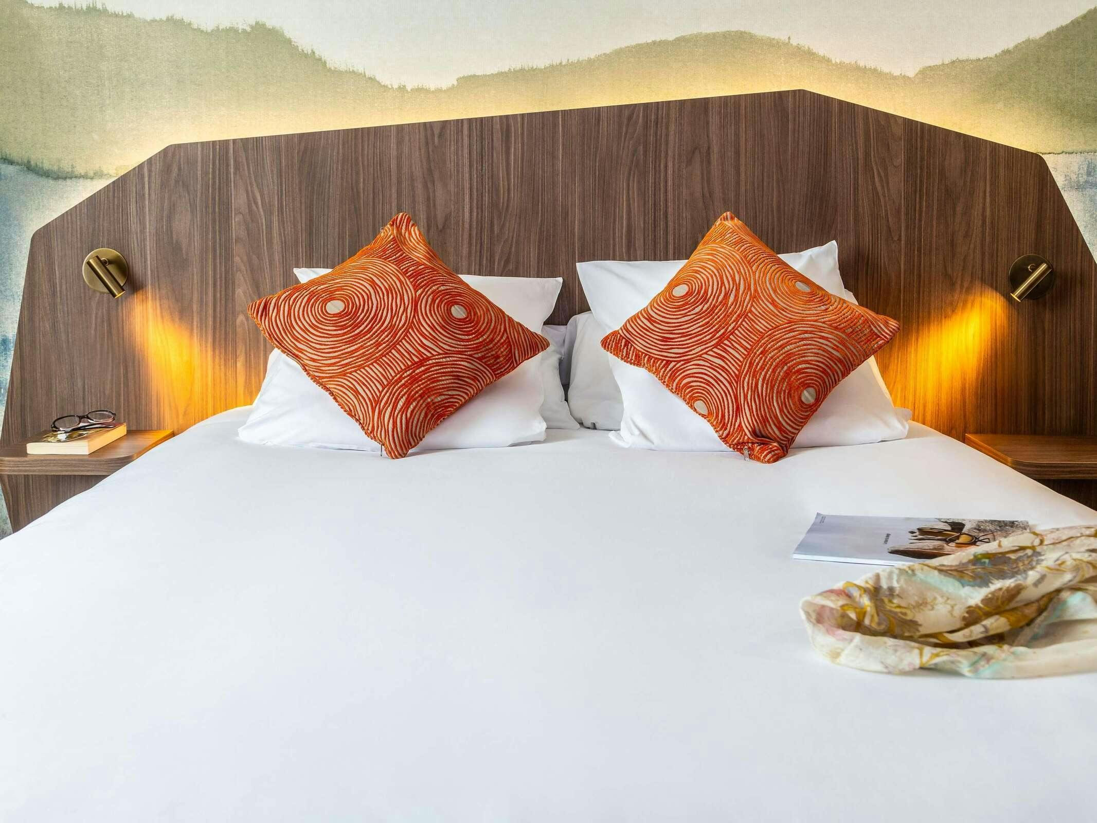 Hotel Mercure Aix En Provence La Duranne Gare Tgv photo 4