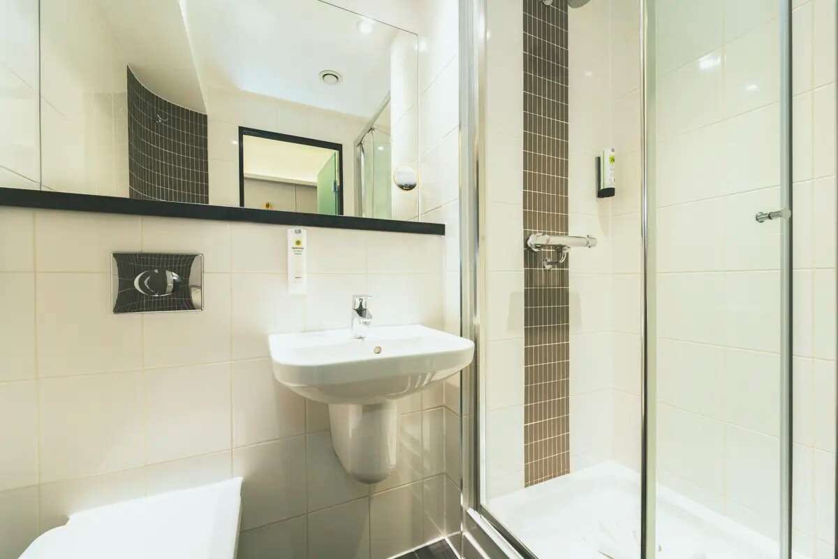 Hotel Point A Hotel London Canary Wharf photo 4