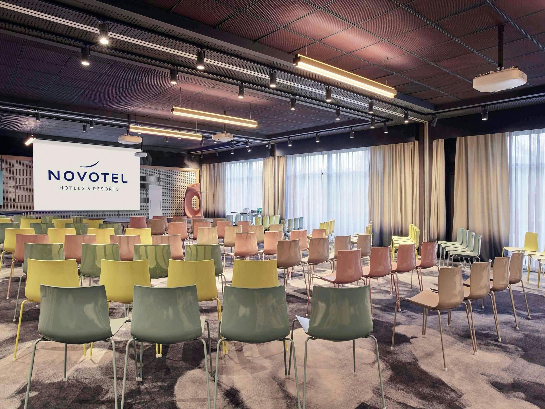 Hotel Novotel Marne La Vallée Collégien photo 2