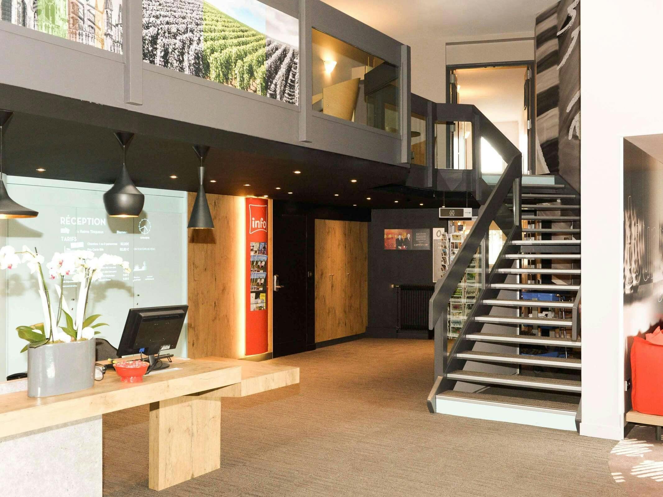 Hotel Ibis Reims Tinqueux photo 1