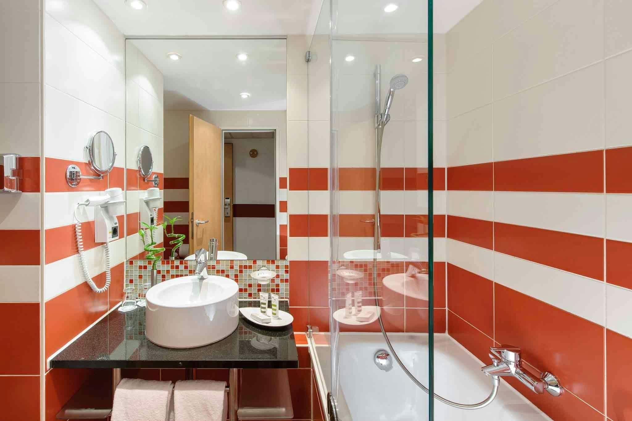 Hotel Mercure Hotel München Schwabing photo 2