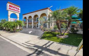 Hotel Motel Mediteran Escondido photo 3