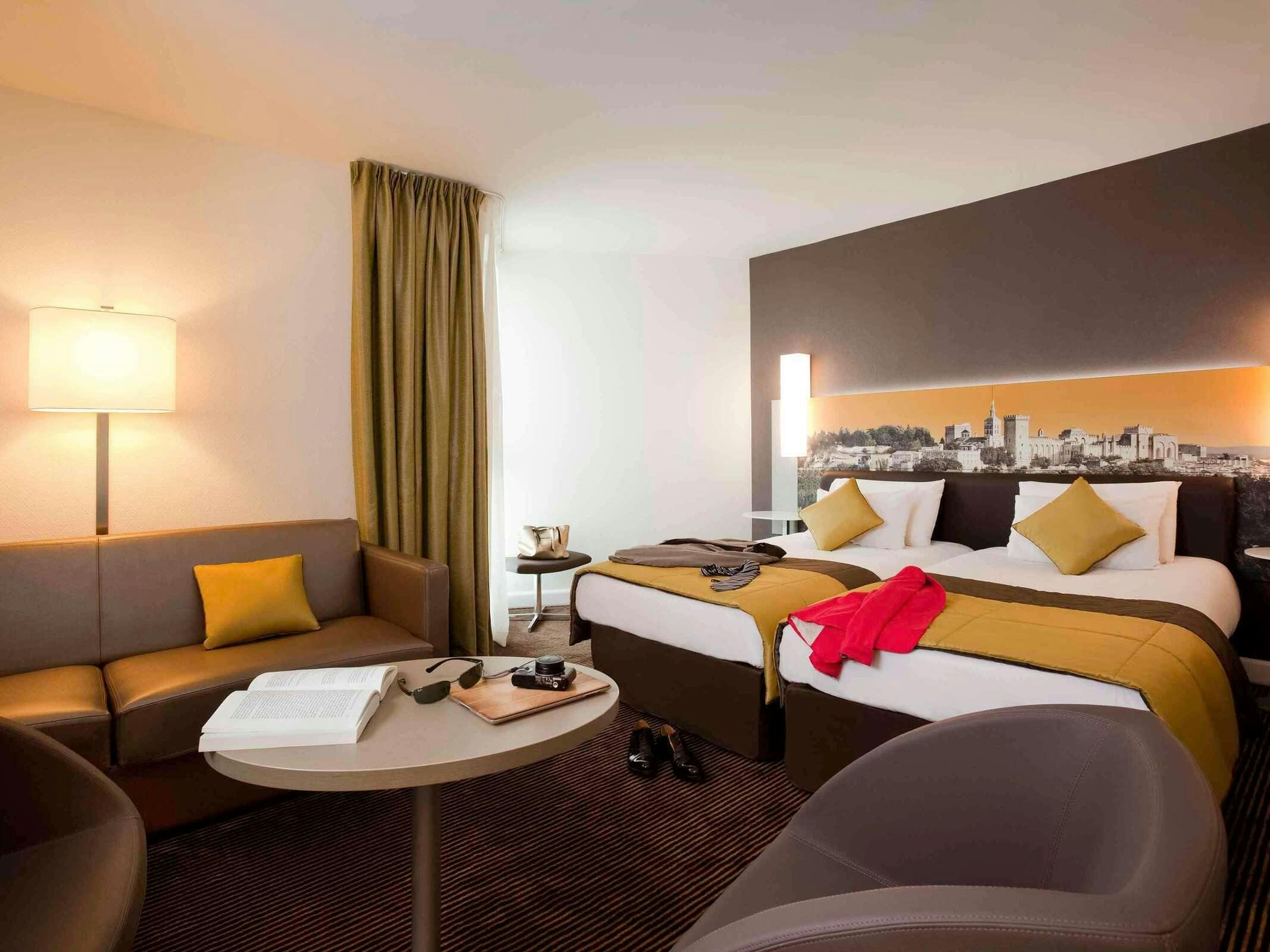 Hotel Hôtel Mercure Avignon Cité Des Papes photo 4