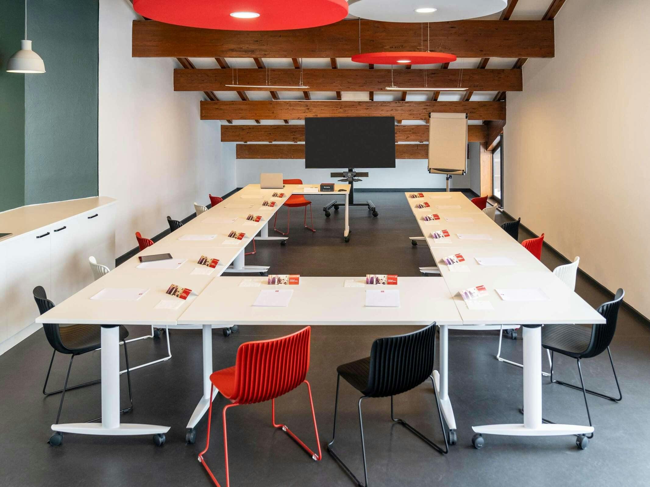 Hotel Ibis Pontarlier photo 2