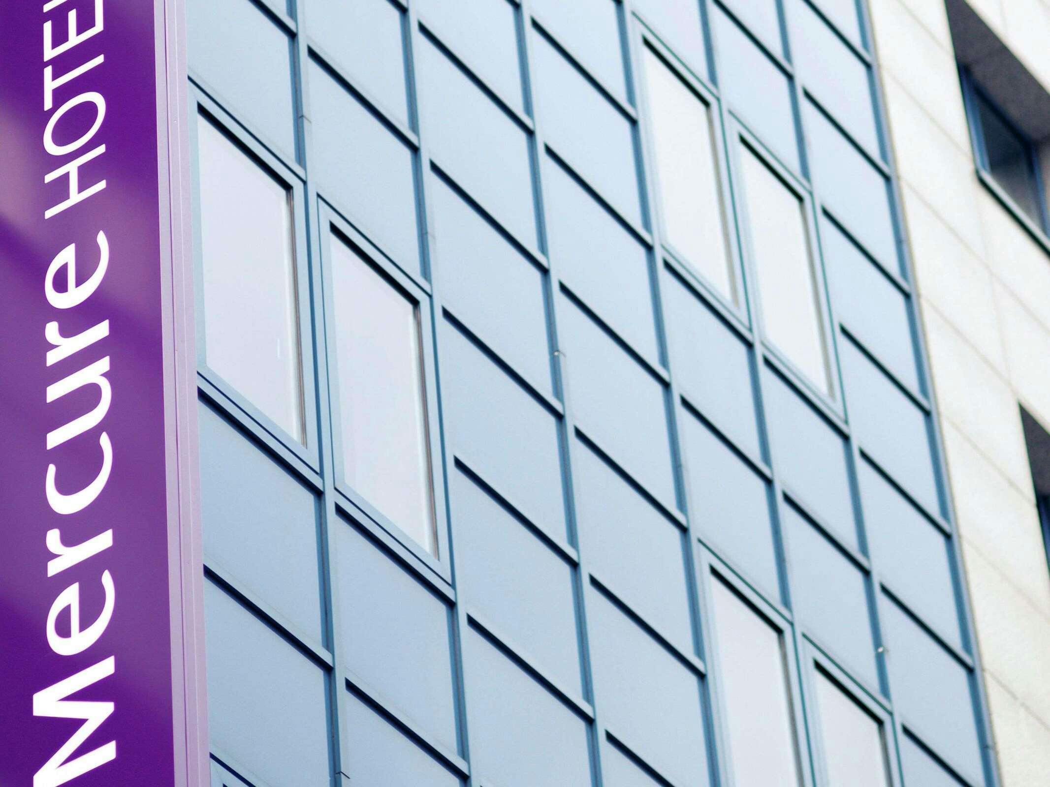 Hotel Mercure Hotel Frankfurt City Messe photo 1