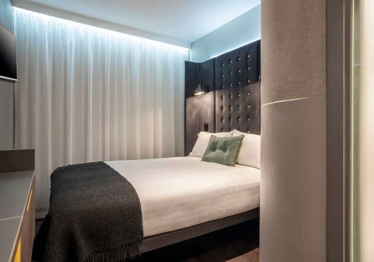 Hotel Point A Kensington photo 3