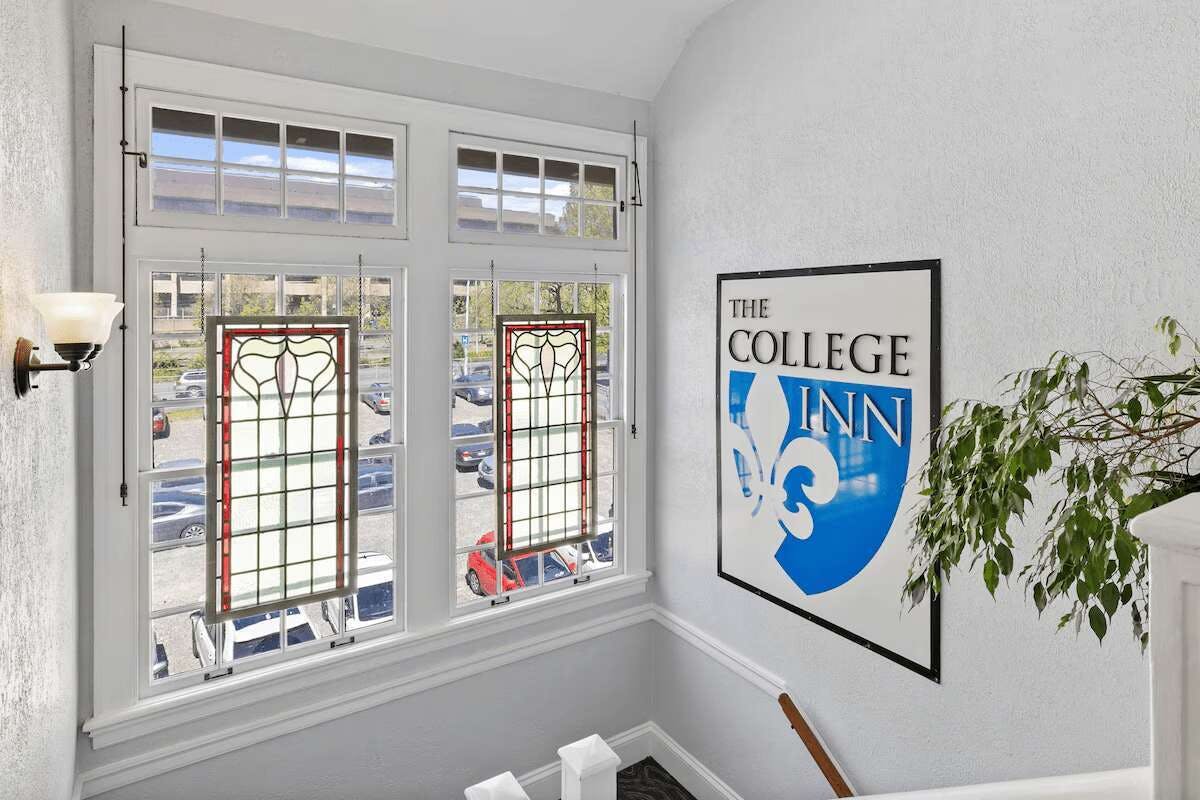 Hotel College Inn Hotel photo 3