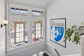 Hotel College Inn Hotel photo 3