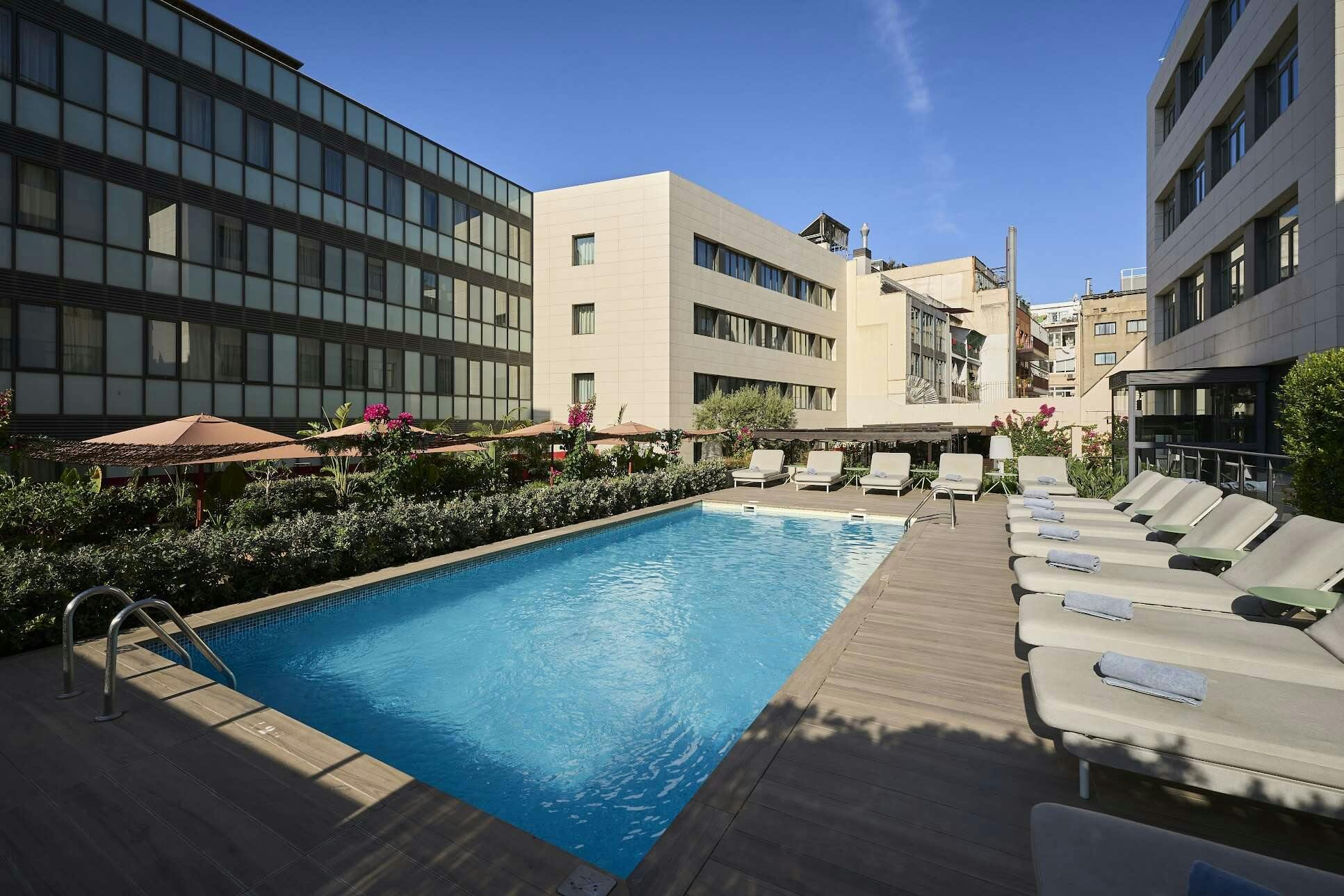 Hotel Catalonia Ramblas photo 2