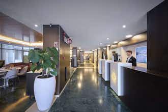 Hotel Catalonia Rigoletto photo 1