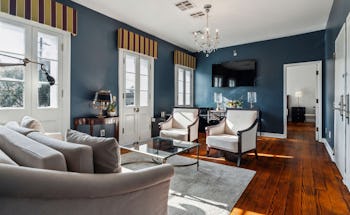 Maison Saint Charles Hotel & Suites