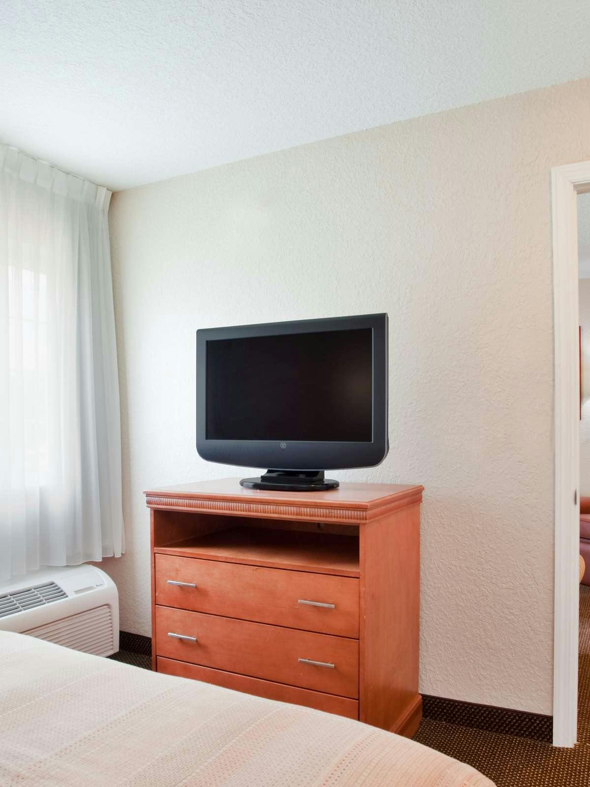 Hotel Candlewood Suites Chesapeake/Suffolk photo 2