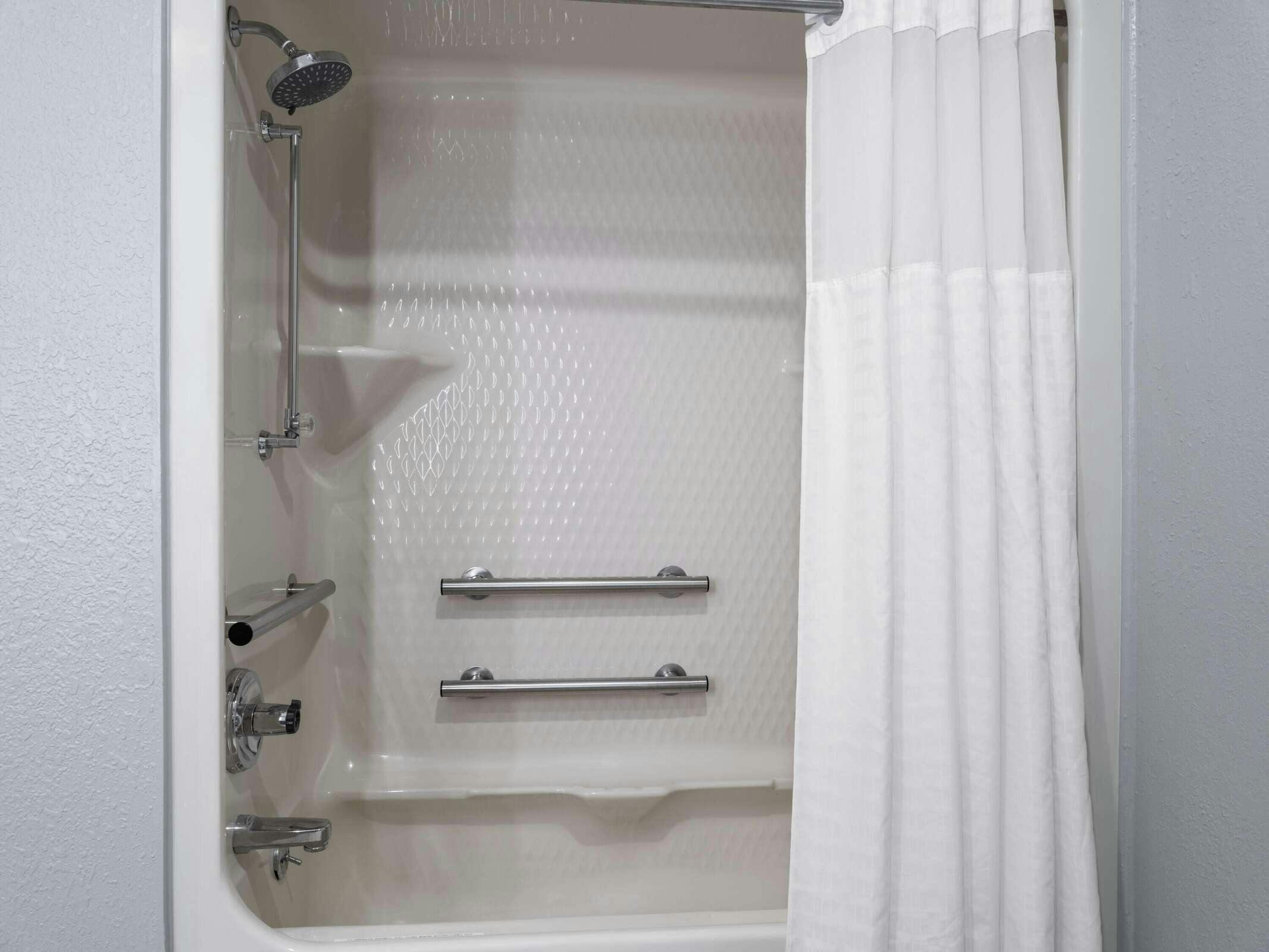 Hotel AmericInn Urbana photo 5