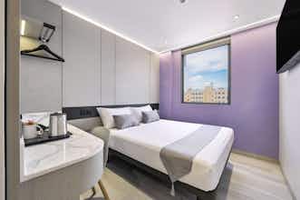 Hotel H81 Palace photo 2