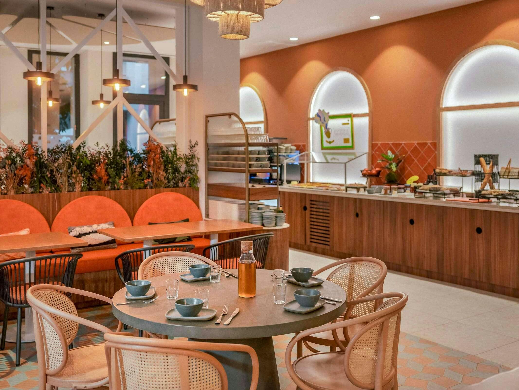 Hotel Ibis Styles Sevilla City Santa Justa photo 3