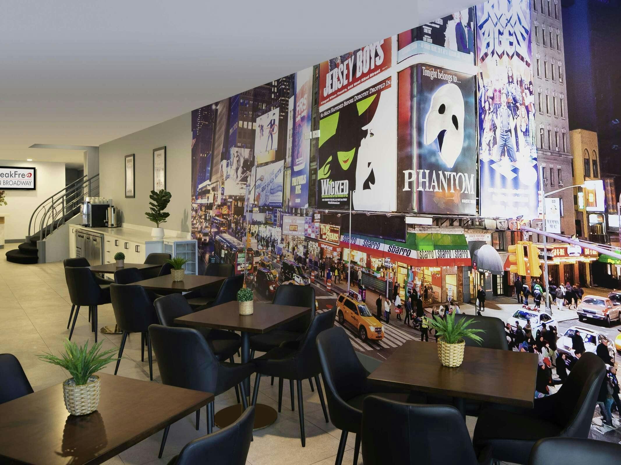 Hotel Break Free On Broadway Sydney photo 4