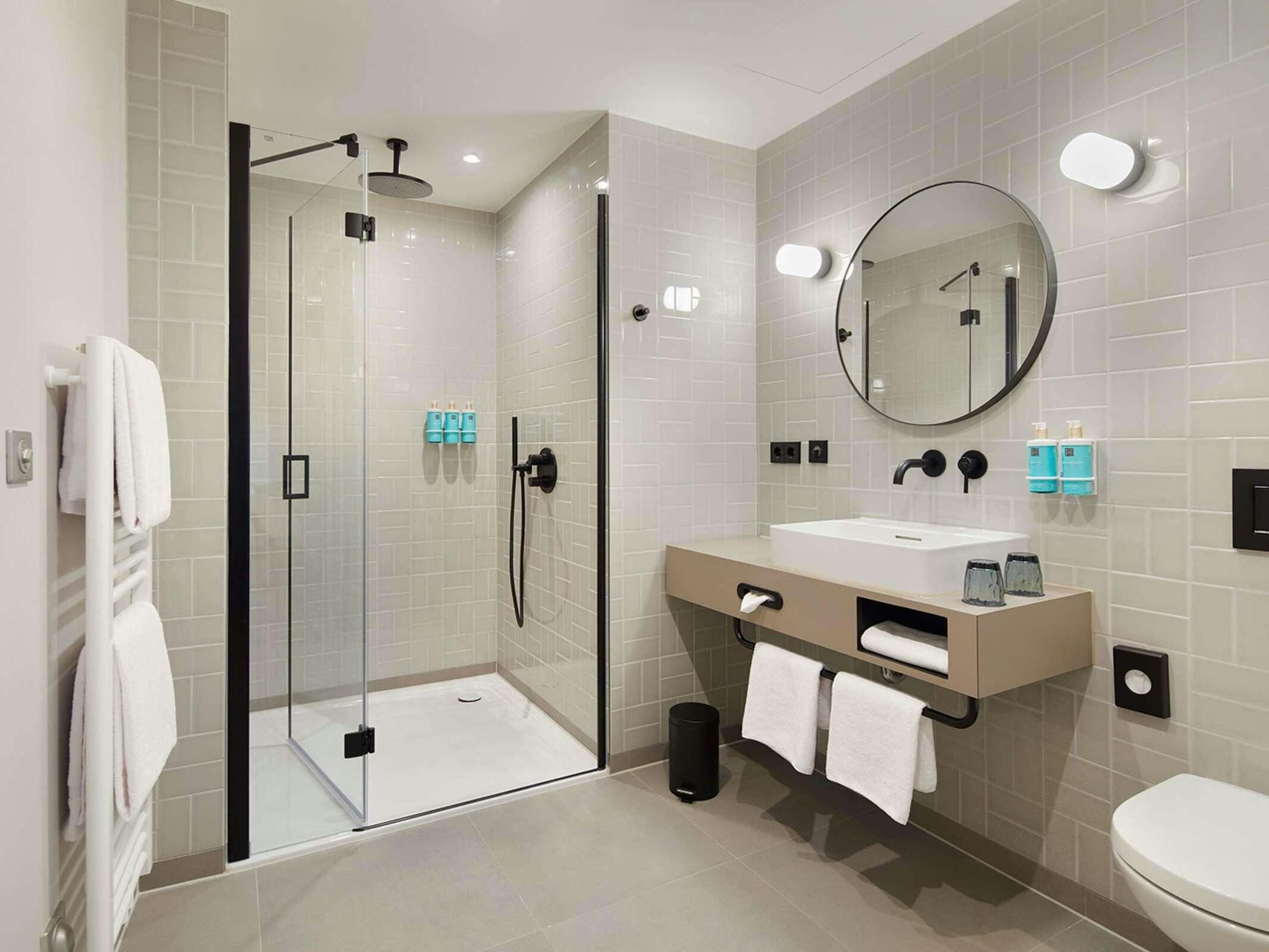 Hotel Novotel Hamburg Central Station photo 2