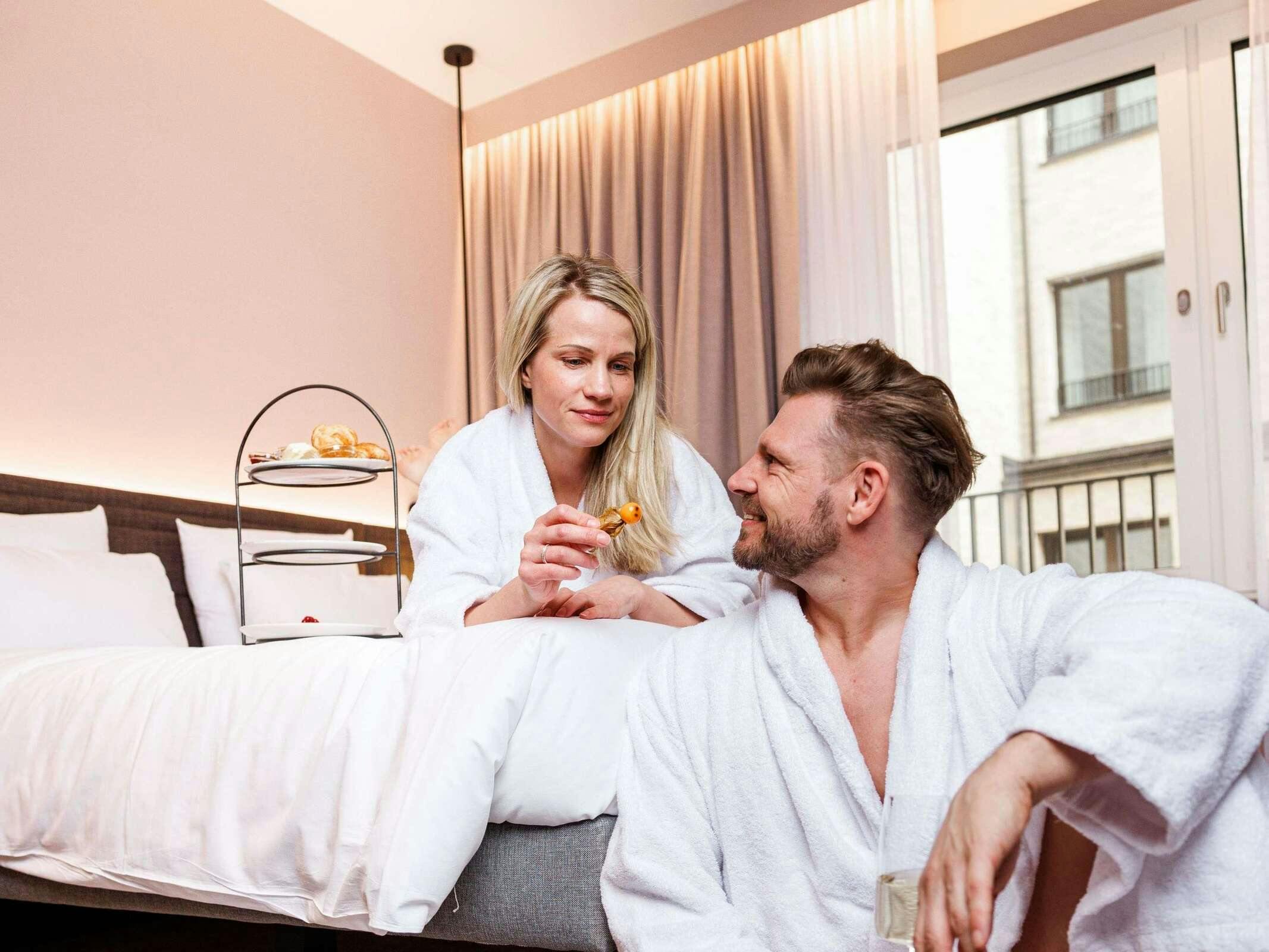 Hotel Novotel Hamburg Central Station photo 5