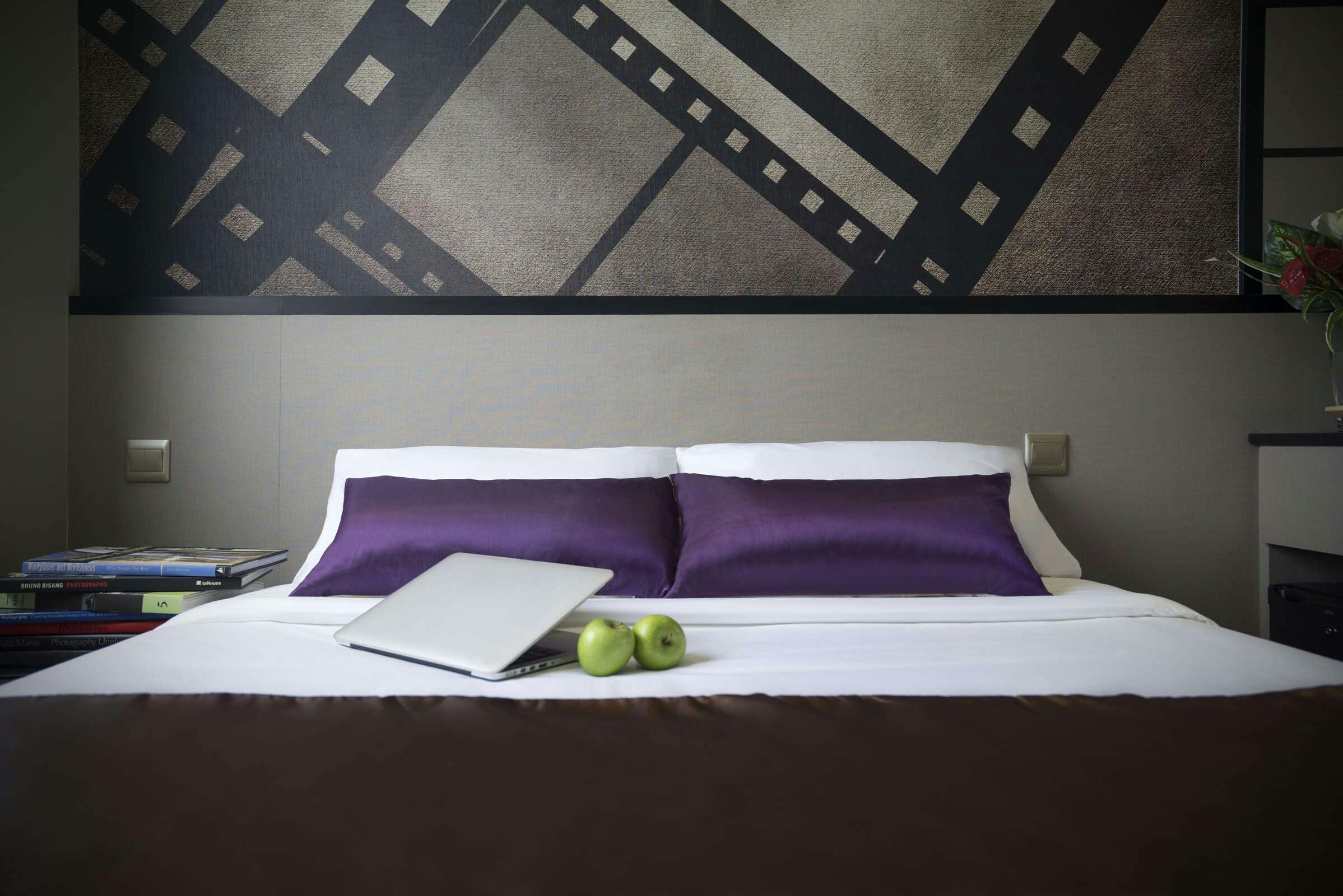 Hotel H81 Hollywood photo 3