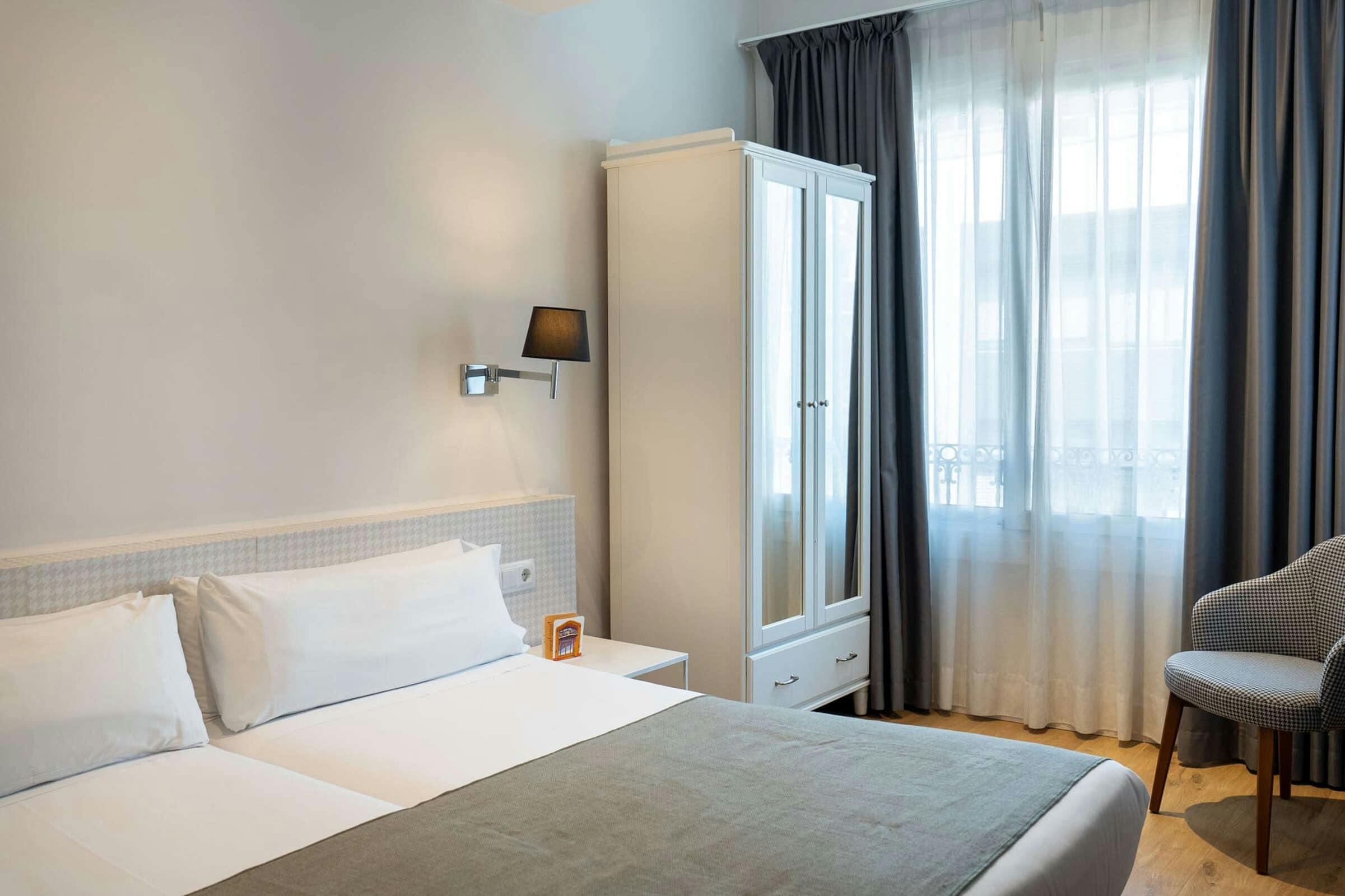 Hotel Meson Castilla Atiram Hotel photo 5