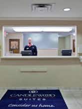 Hotel Candlewood Suites Medford photo 4