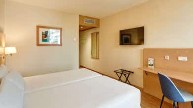 Hotel Sercotel Porta Barcelona photo 3