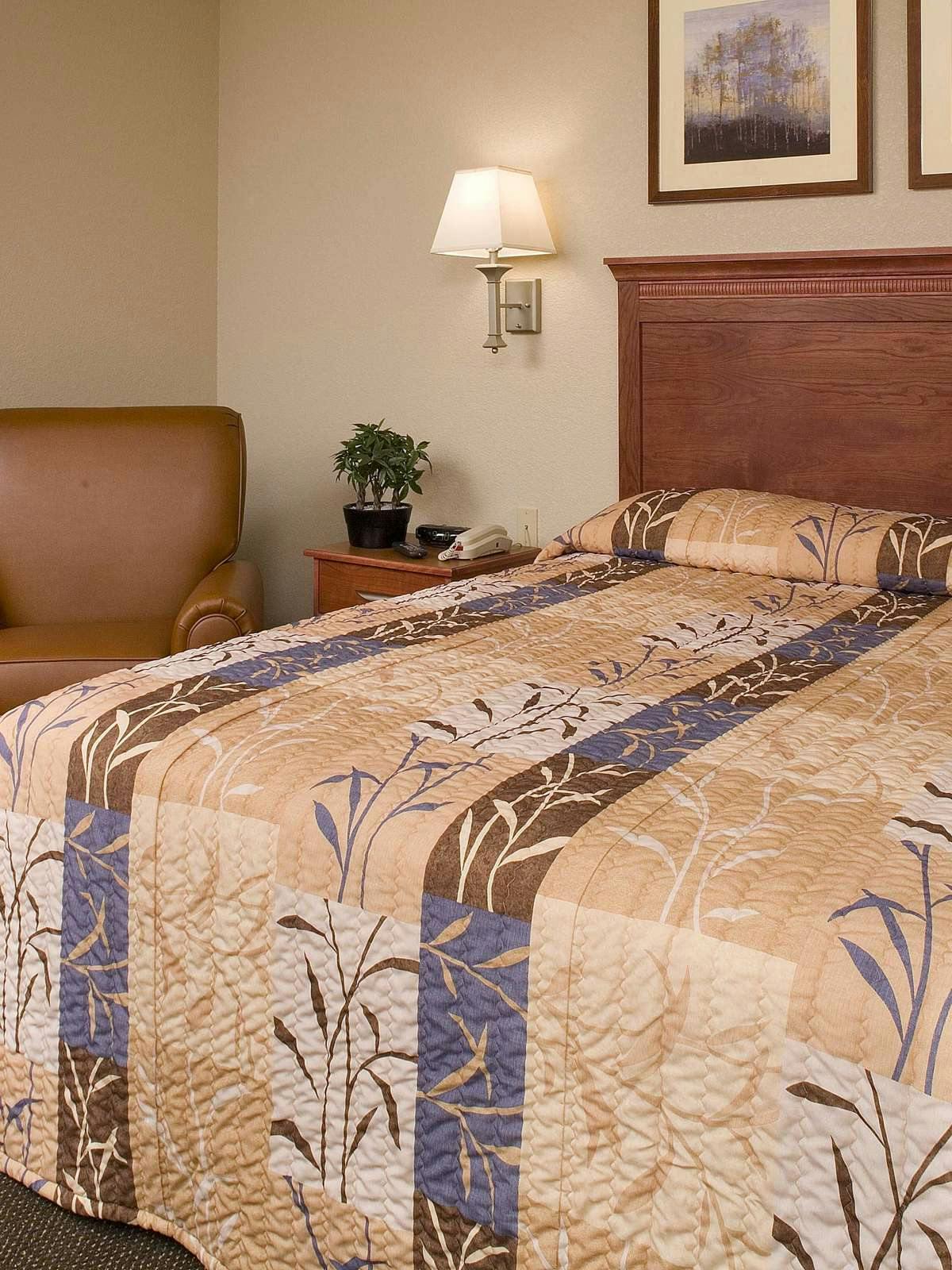 Hotel Candlewood Suites Medford photo 1