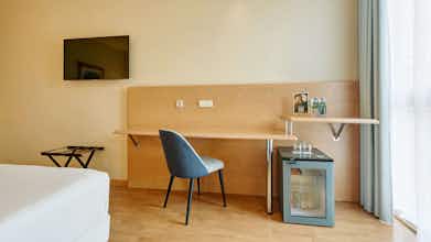 Hotel Sercotel Porta Barcelona photo 5