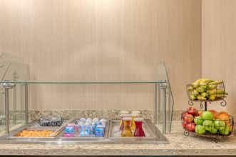 Hotel Holiday Inn Terre Haute photo 5