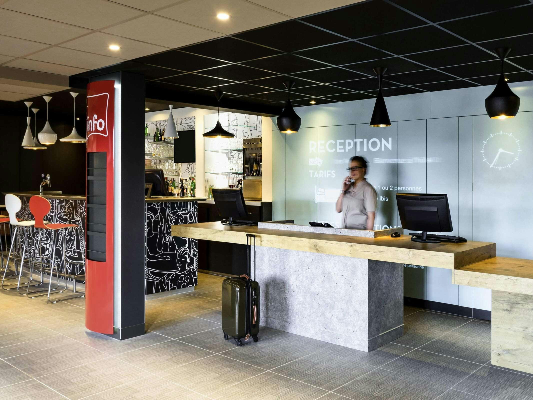 Hotel Ibis Roanne photo 4