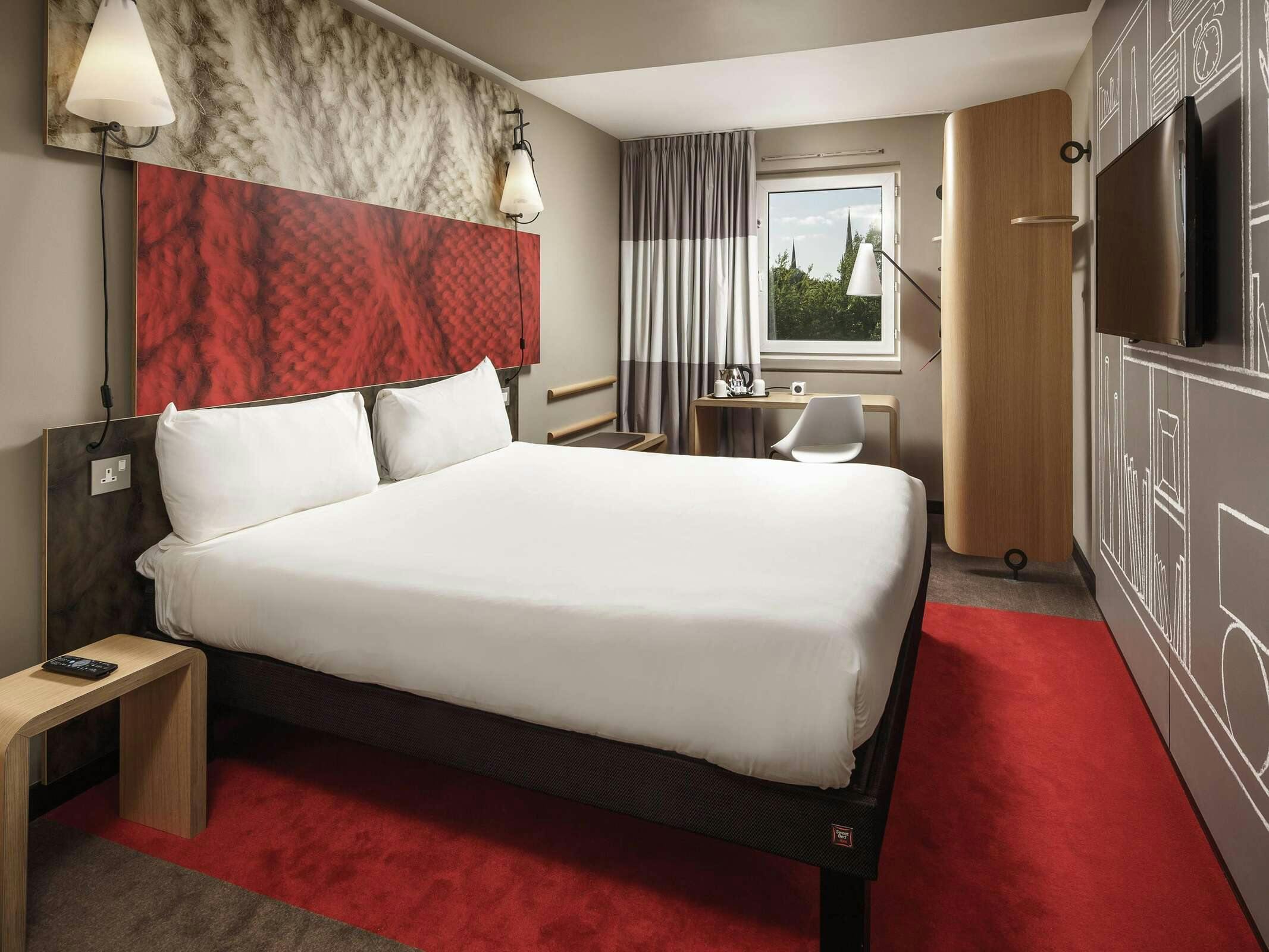 Hotel Ibis Coventry Centre photo 5